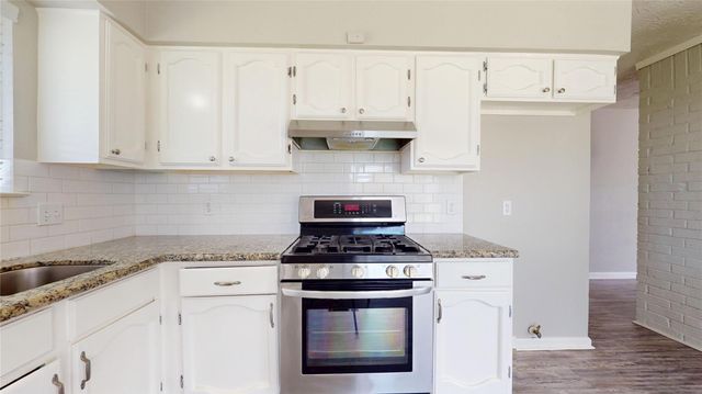 4138 Swinden Drive, Houston, TX 77066