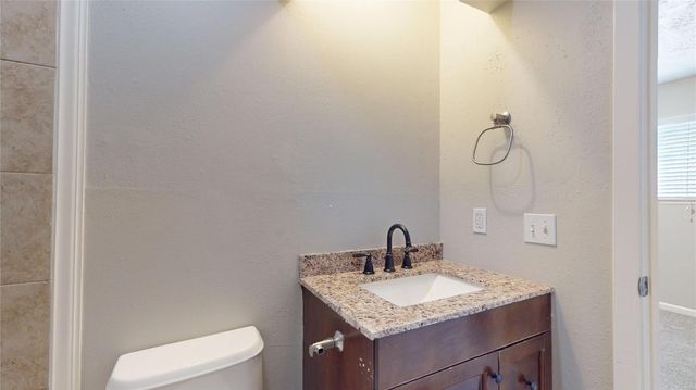4138 Swinden Drive, Houston, TX 77066