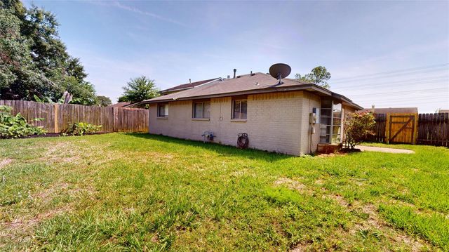 4138 Swinden Drive, Houston, TX 77066