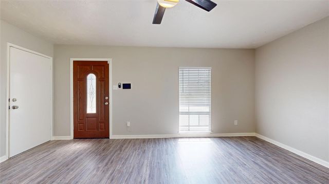 4138 Swinden Drive, Houston, TX 77066