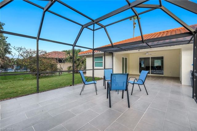 27153 Edenbridge CT, Bonita Springs, FL 34135