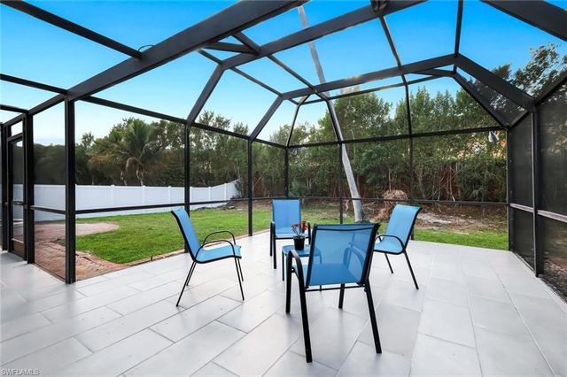 27153 Edenbridge CT, Bonita Springs, FL 34135