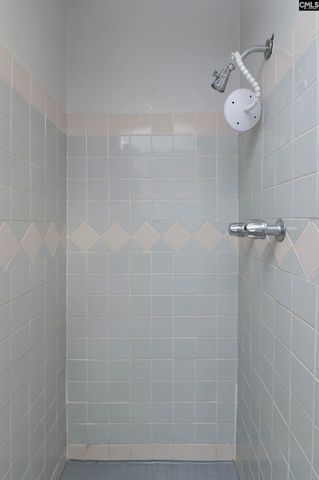 2020 Gibraltar Road, Cayce, SC 29033