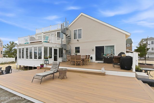 1204 Niihau Drive, Forked River, NJ 08731