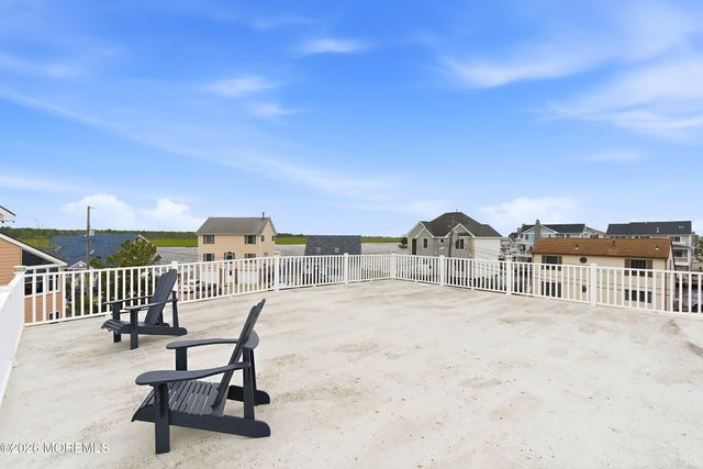 1204 Niihau Drive, Forked River, NJ 08731