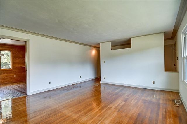 1820 Ashley DR, Virginia Beach, VA 23454