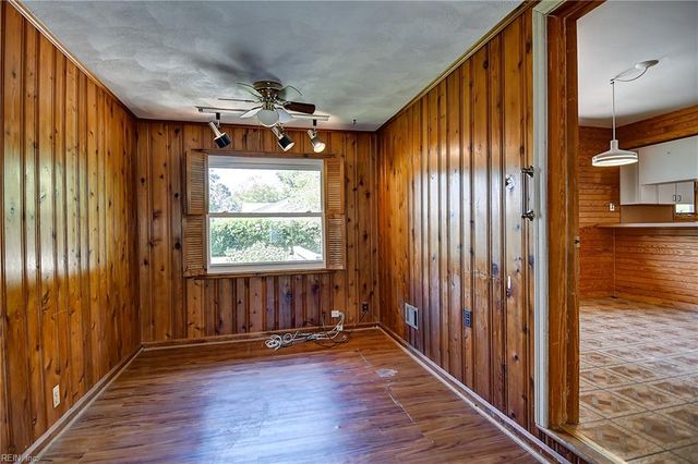 1820 Ashley DR, Virginia Beach, VA 23454