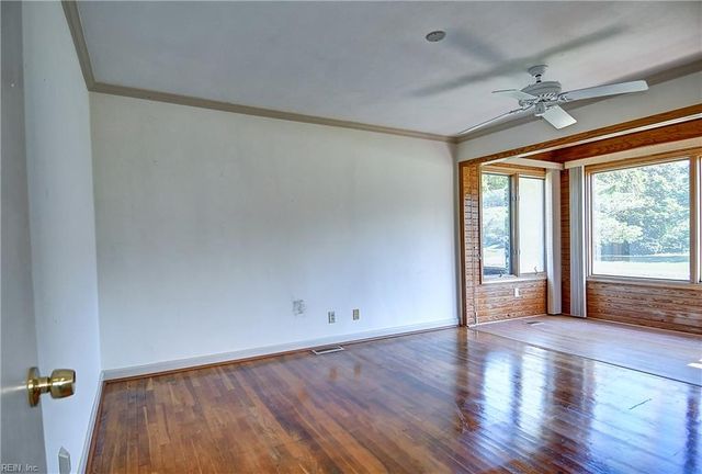 1820 Ashley DR, Virginia Beach, VA 23454