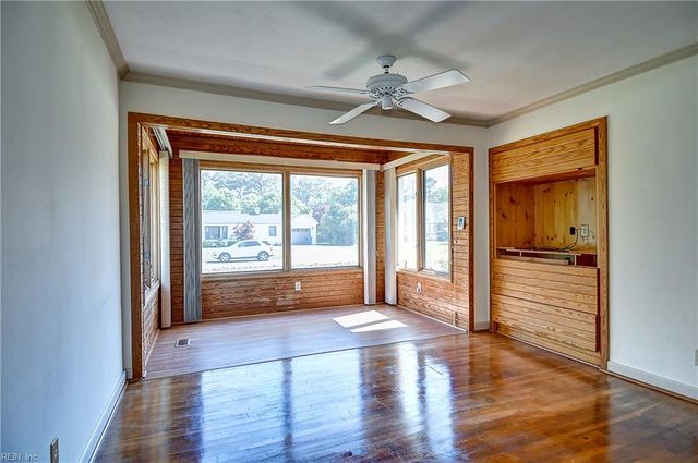 1820 Ashley DR, Virginia Beach, VA 23454