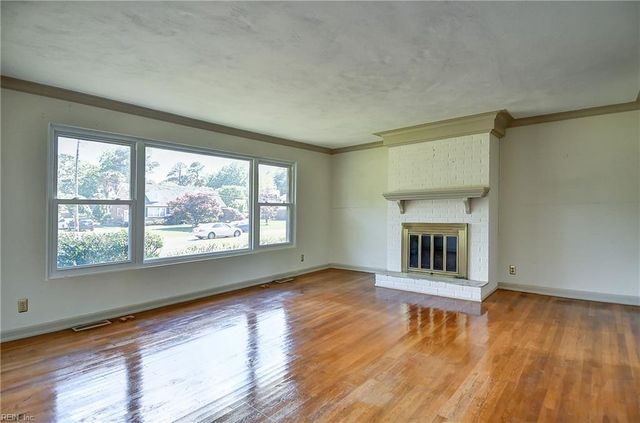 1820 Ashley DR, Virginia Beach, VA 23454