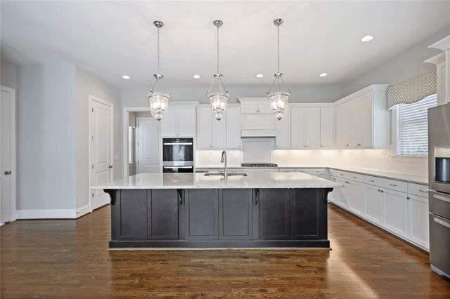 3156 Shadow Creek, Roswell, GA 30075