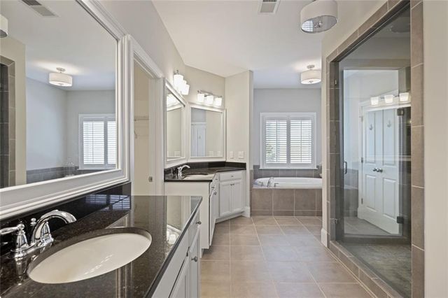 3156 Shadow Creek, Roswell, GA 30075