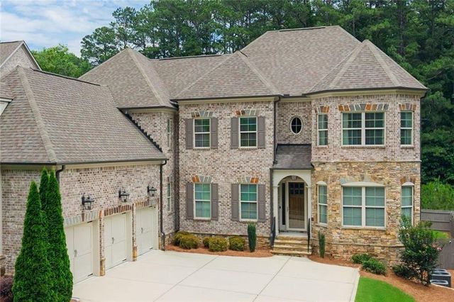 3156 Shadow Creek, Roswell, GA 30075