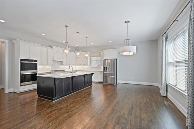 3156 Shadow Creek, Roswell, GA 30075