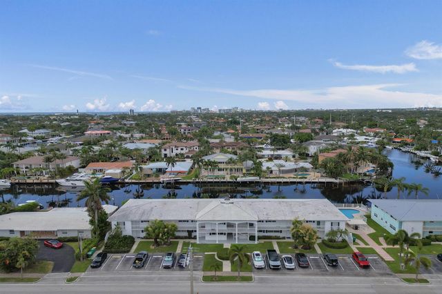 2400 NE 36th Street 10, Lighthouse Point, FL 33064