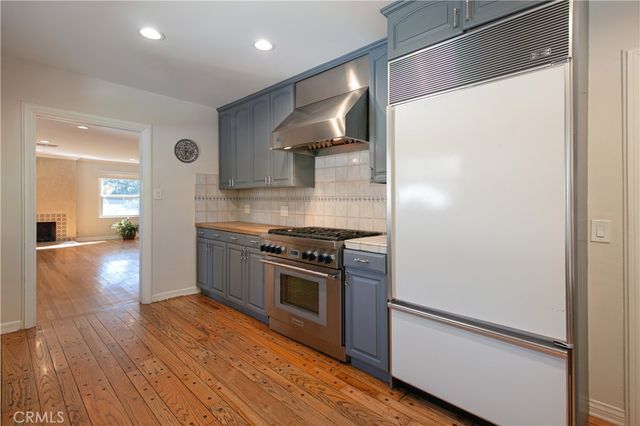 4905 Alhama, Woodland Hills, CA 91364