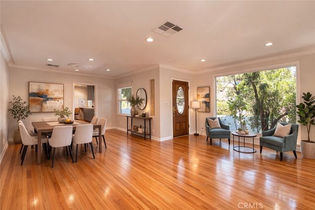 4905 Alhama, Woodland Hills, CA 91364