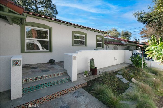 4905 Alhama, Woodland Hills, CA 91364