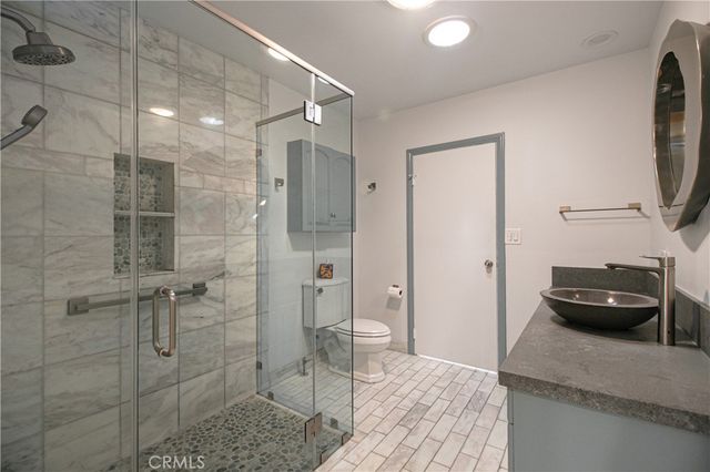 4905 Alhama, Woodland Hills, CA 91364