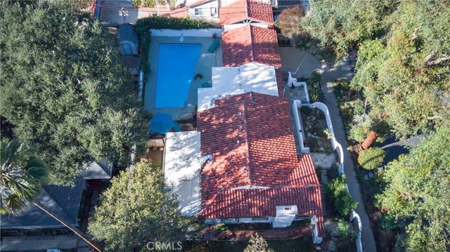 4905 Alhama, Woodland Hills, CA 91364