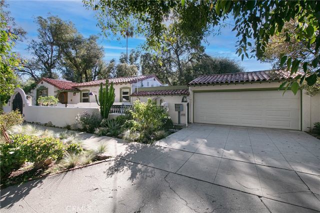 4905 Alhama, Woodland Hills, CA 91364