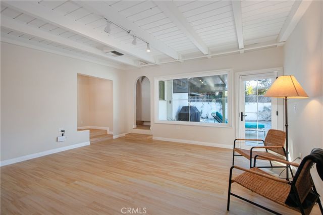 4905 Alhama, Woodland Hills, CA 91364