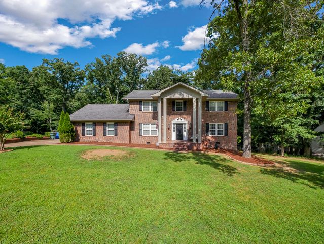 1631 Starboard Drive, Hixson, TN 37343