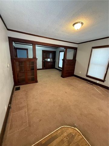 311 W Halsey Street, Maryville, MO 64468