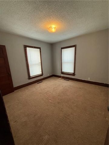 311 W Halsey Street, Maryville, MO 64468