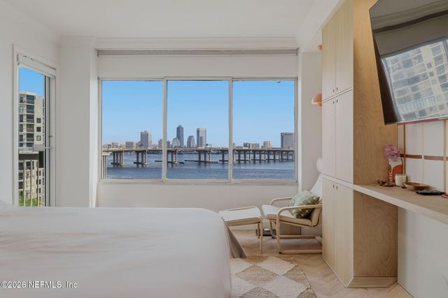 1560 LANCASTER Terrace 1006, Jacksonville, FL 32204