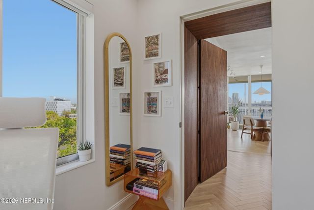 1560 LANCASTER Terrace 1006, Jacksonville, FL 32204