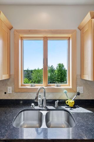 2304 Britwood Lane SW, Rochester, MN 55902