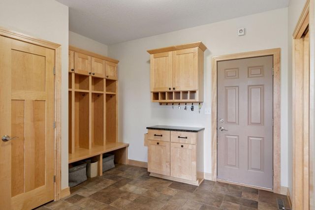 2304 Britwood Lane SW, Rochester, MN 55902