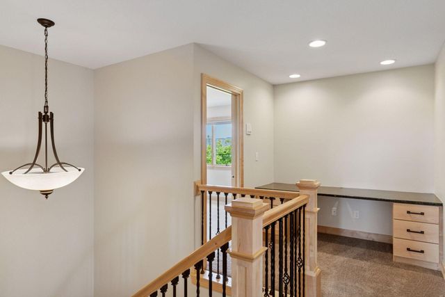 2304 Britwood Lane SW, Rochester, MN 55902