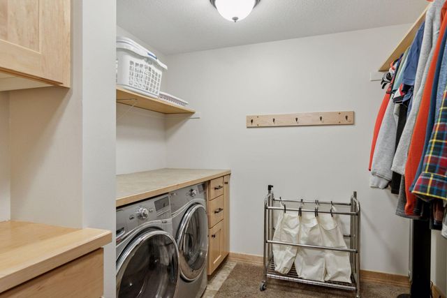 2304 Britwood Lane SW, Rochester, MN 55902