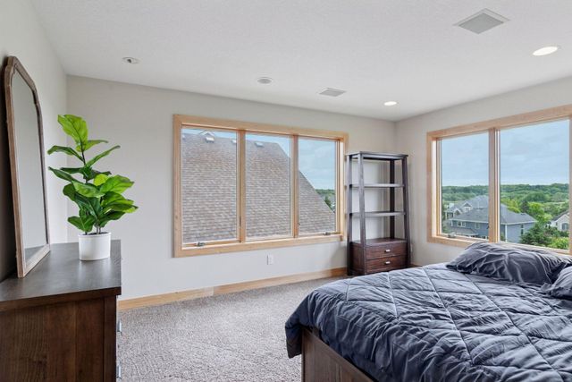 2304 Britwood Lane SW, Rochester, MN 55902