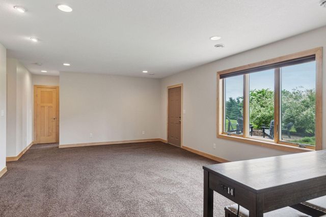 2304 Britwood Lane SW, Rochester, MN 55902