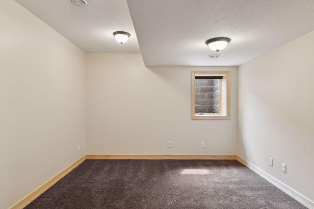 2304 Britwood Lane SW, Rochester, MN 55902