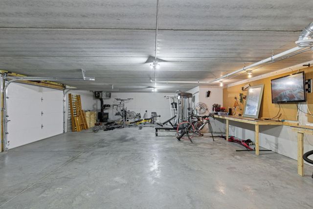 2304 Britwood Lane SW, Rochester, MN 55902