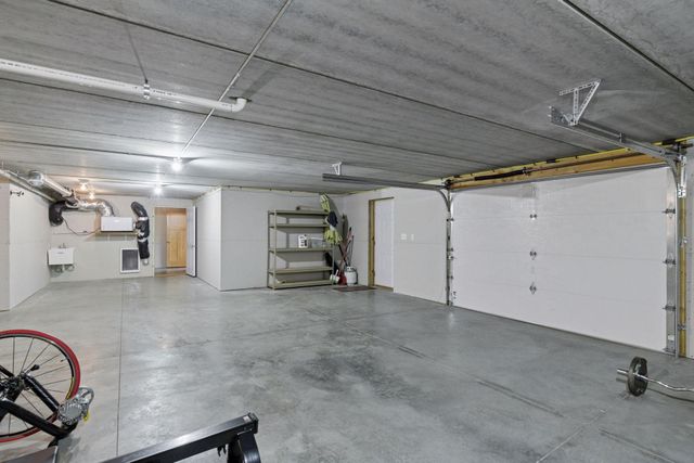 2304 Britwood Lane SW, Rochester, MN 55902