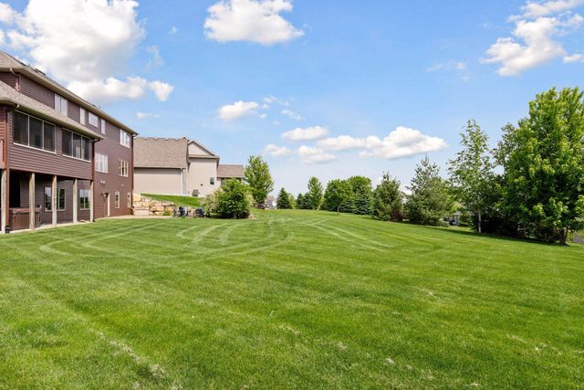 2304 Britwood Lane SW, Rochester, MN 55902