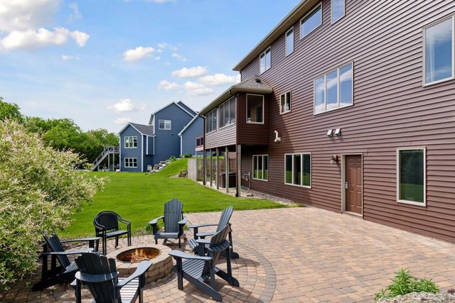 2304 Britwood Lane SW, Rochester, MN 55902