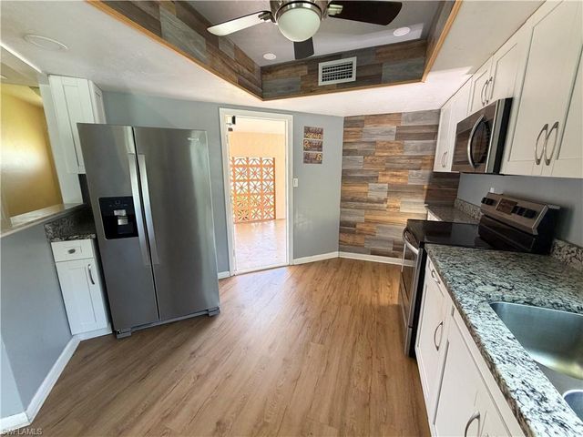 323 Dania ST, Lehigh Acres, FL 33936