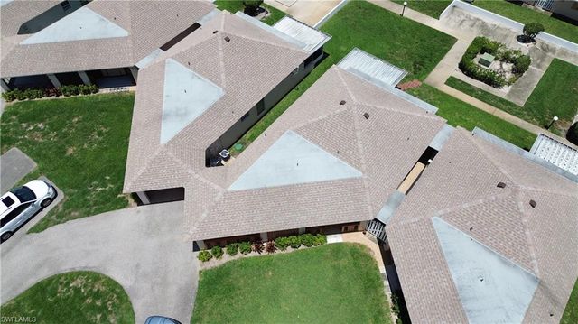 323 Dania ST, Lehigh Acres, FL 33936