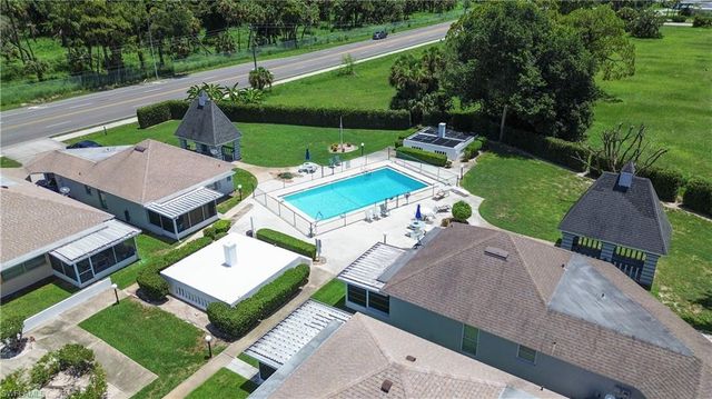 323 Dania ST, Lehigh Acres, FL 33936