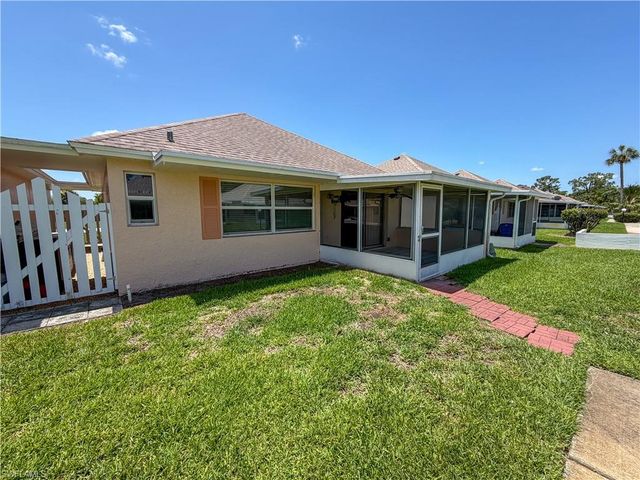 323 Dania ST, Lehigh Acres, FL 33936