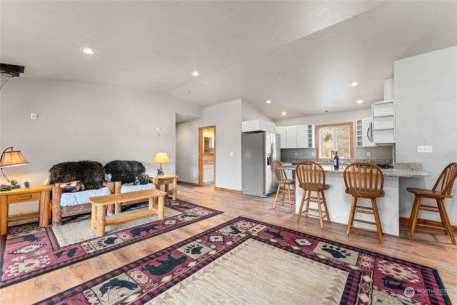 4180 Washington Creek, Chelan, WA 98816