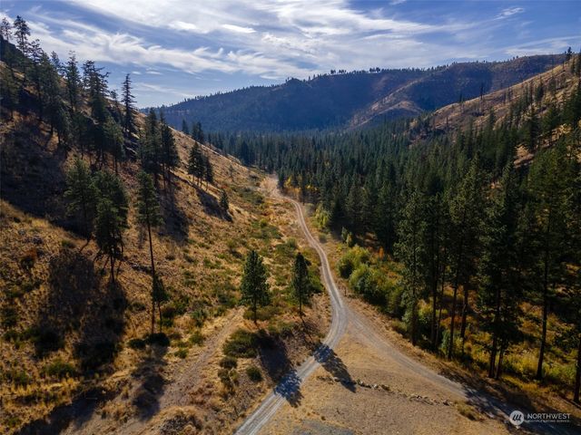 4180 Washington Creek, Chelan, WA 98816