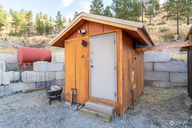 4180 Washington Creek, Chelan, WA 98816