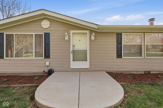 6761 E Centenary Road, Mooresville, IN 46158